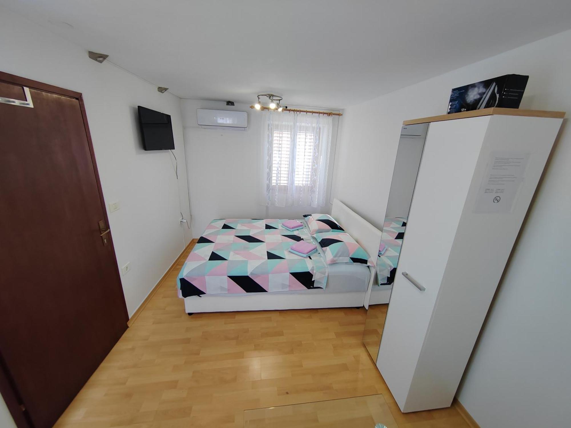 Rooms Neda อิซอลา ห้อง รูปภาพ